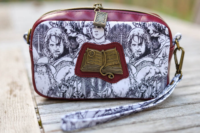 Preorder R31 FABRIC/VINYL LOTR Sketchy