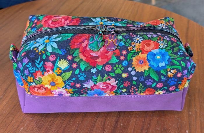 Preorder R31 VINYL/FABRIC Floral Paw Coordinate